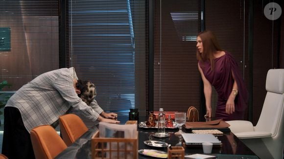 Raul fica chocado ao saber que não é filho biológico de Arminda