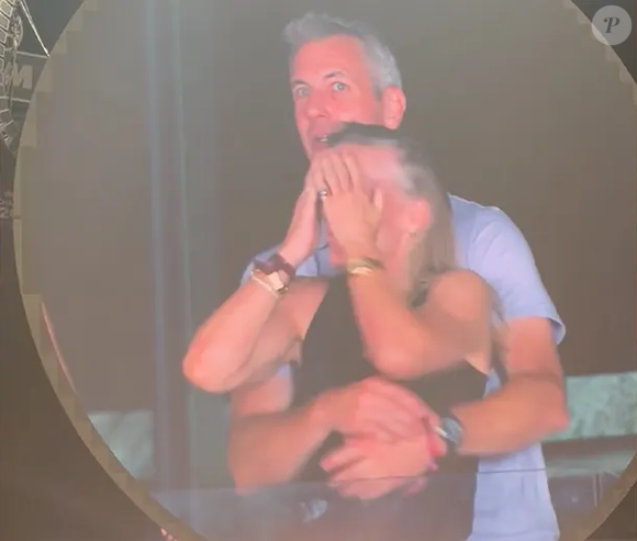 Andy Byron e Kristian Cabot estavam agarradinhos durante um show de Coldplay