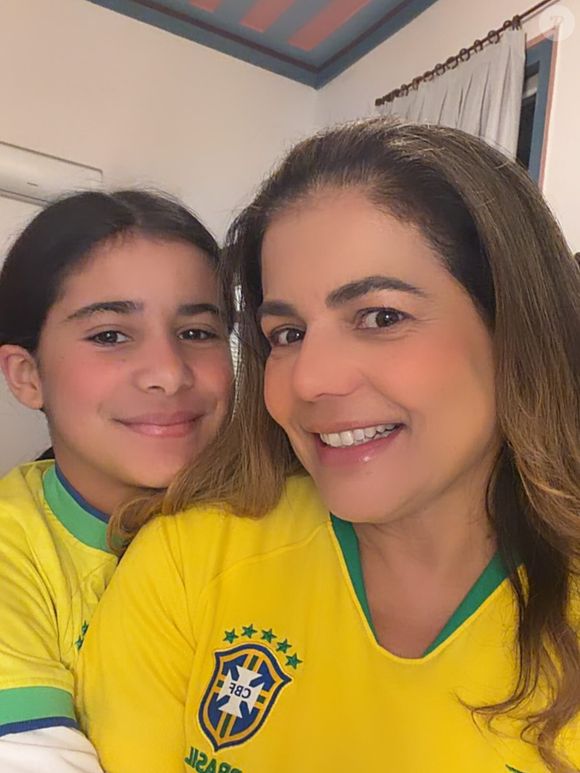 Nivea Stelmann desabafou: "Agora estou há três dias sem poder entrar na internet e escondendo o celular da minha filha para que ela não sofra mais do que já está sofrendo"
