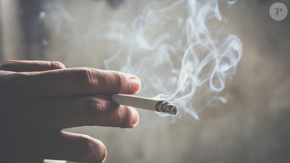 O cigarro é incompatível com a vida saudável, e o próprio Arthur Brooks admitiu já ter tido tal vício