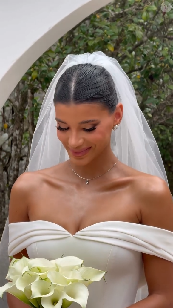 Casamento de Mariano e Jakelyne Oliveira aconteceu em uma fazenda