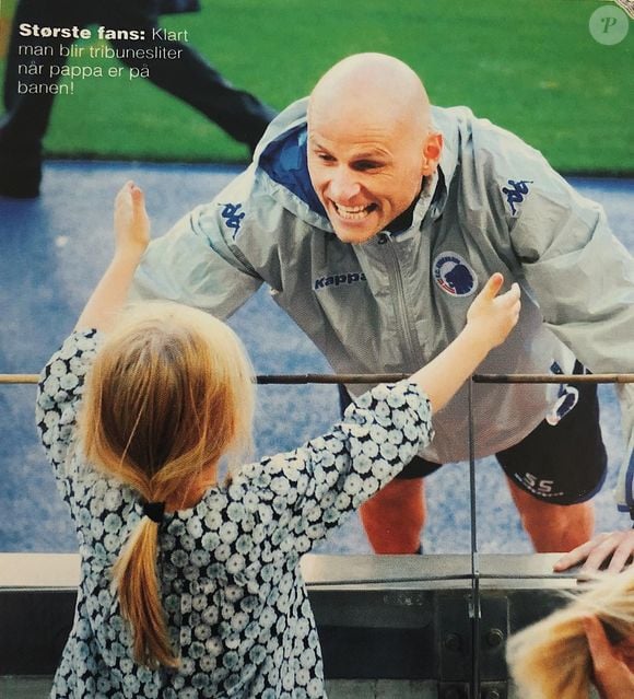 Ida Solbakken viralizou após um momento com seu pai, Ståle Solbakken, treinador da seleção da Noruega