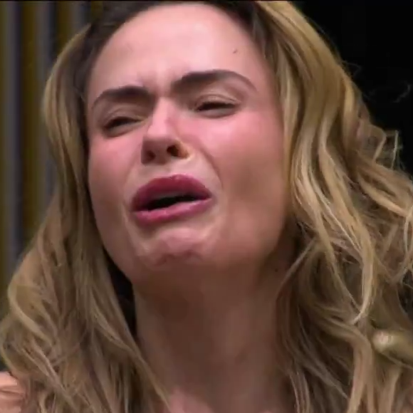 Ana Paula Renault sofreu luto dentro da casa e soube lidar com as incertezas