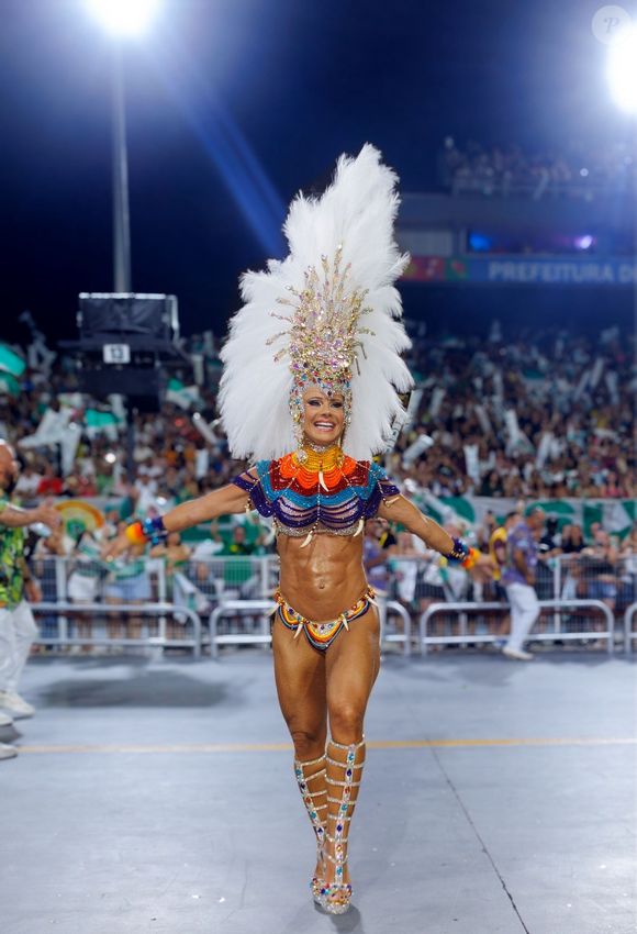 Viviane Araujo sobre desfile da Mancha Verde em 2026: 'Com o coração transbordando emoção!'