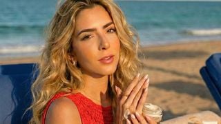 Adeus unhas fracas no pós-praia! Além da base, esse óleo natural combate micose e mau odor; descubra