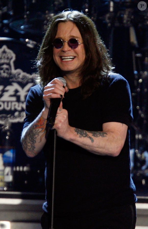 Ícone do heavy metal, Ozzy Osbourne morreu aos 76 anos em 22 de julho de 2025, uma semana após seu show de despedida: artista sofria com o mal de Parkinson