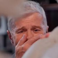 A maioria das pessoas pensa que a pior coisa que se pode fazer num casamento é trair, mas a psicologia diz que estes 7 atos diários de desrespeito destroem a intimidade mais rapidamente do que a infidelidade — são tão normalizados que muitos sequer os reconhece como prejudiciais