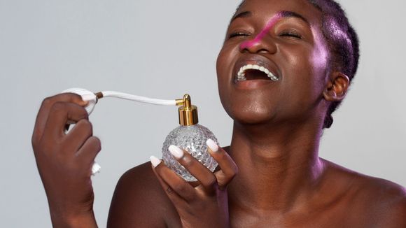 Amo perfumes da Natura e garanto: essas 4 opções elegantes deixam qualquer mulher vaidosa ainda mais cheirosa!
