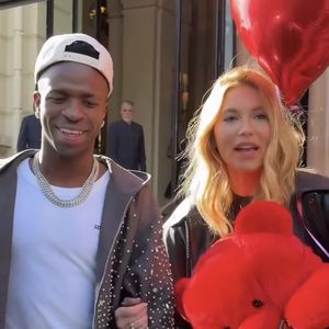 O legado das WAGs ganha nova geração com Virgínia Fonseca, enquanto Victoria Beckham relembra o auge da fama e os desafios de viver sob os holofotes