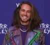 Vitor Kley está em uma nova fase da carreira com o lançamento do álbum 'As Pequenas Grandes Coisas'