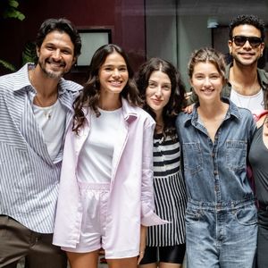 Quase ninguém notou, mas Bruna Marquezine valorizou amizade com Sasha nas primeiras fotos da 2ª temporada de 'Amor da Minha Vida'. Entenda!