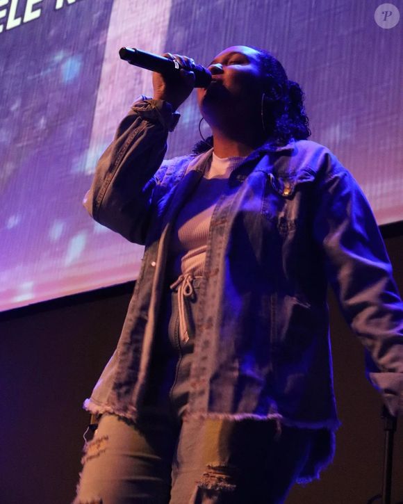 Carolina Beatriz era cantora gospel