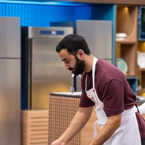 Nuri deixou o MasterChef Brasil 2026 no 14º episódio, exibido nesta terça-feira (25), após uma prova de eliminação com vinhos