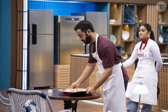 Nuri deixou o MasterChef Brasil 2026 no 14º episódio, exibido nesta terça-feira (25), após uma prova de eliminação com vinhos