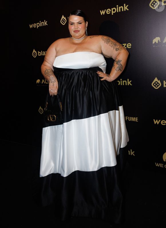 Thais Carla sobre o convite de Ivete: 'Dançar com um corpo de baile de novo foi especial, não é como fazer TikTok. Mas, ali eu percebi: meu corpo precisa estar em movimento'.