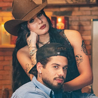 Zé Felipe na casa de Ana Castela? Após suposto beijo em projeto musical, foto 'misteriosa' atiça a web: 'Eles combinam'