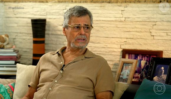 Carlinhos de Jesus se emocionou ao falar sobre a perda do movimento das pernas