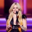 Avril Lavigne morreu em 2002 e desde então alguém idêntica fisicamente tem se passado por ela: a teoria muito bizarra que persegue a cantora