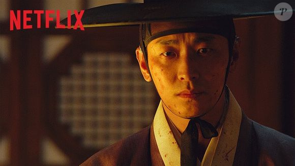 'Kingdom': um príncipe herdeiro investiga uma epidemia que transforma pessoas em mortos-vivos enquanto enfrenta traições e disputas de poder na corte