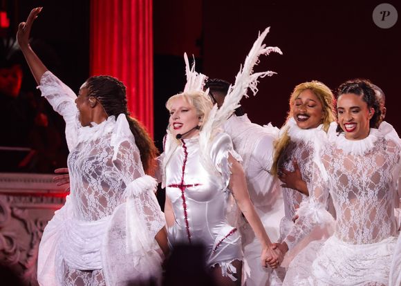 Lady Gaga declarou seu amor aos fãs brasileiros com um texto emocionado no Instagram: ‘Nada poderia me preparar para o sentimento que tive durante o show de ontem à noite’
