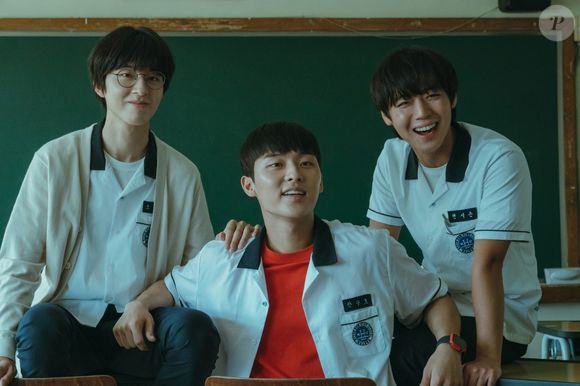 Segundo rumores, o ator Jo Jung-suk, de 'Hospital Playlist' e 'Reino da Conquista', fará uma participação na continuação do dorama