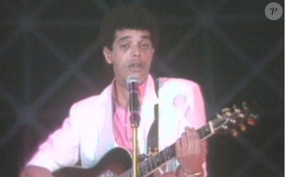 Cantor Wando morreu em 8 de fevereiro de 2012 aos 66 anos por problemas no coração