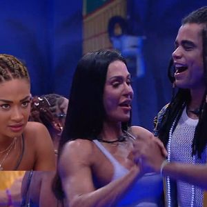 Diogo Almeida e Gracyanne Barbosa dançaram juntos na festa deste sábado, 15 de fevereiro de 2025, no 'BBB 25'