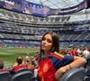 Enquanto a Espanha venceu a Bélgica por 2 a 1 na Copa do Mundo, o vermelho "bandeira da Espanha" também ganhou destaque no universo da moda