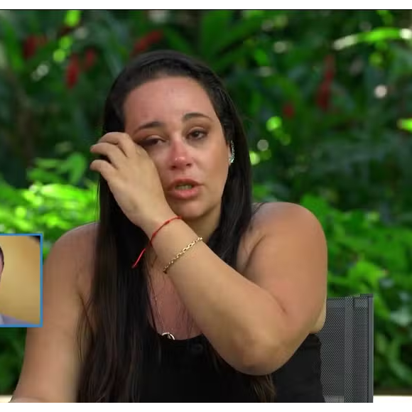 Ana Paula Renault falou sobre o pai após se emocionar com o depoimento da irmã, Cida: ‘Você fala que está sozinha, que não tem mais ninguém, mas eu estou sempre aqui para você’