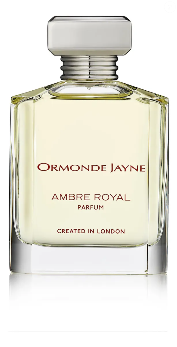 Lançado em 2016, o Ambre Royal, da Ormonde Jayne, combina notas florais e amadeiradas em uma fragrância elegante