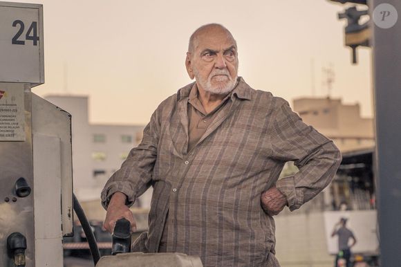 Lima Duarte foi rebatido por Betty Faria após entrevista à imprensa de Portugal: 'Minha relação com ele nunca passou de camaradagem profissional. Vou processá-lo por calúnia e difamação'