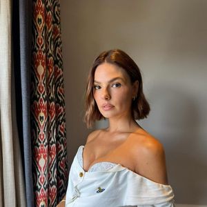 Procedimentos feitos por Isis Valverde visam promover a melhora da pele do bumbum e também deixam o glúteo mais durinho