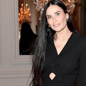 Médica indica mudanças possíveis de terem sido feitas por Demi Moore no rosto
