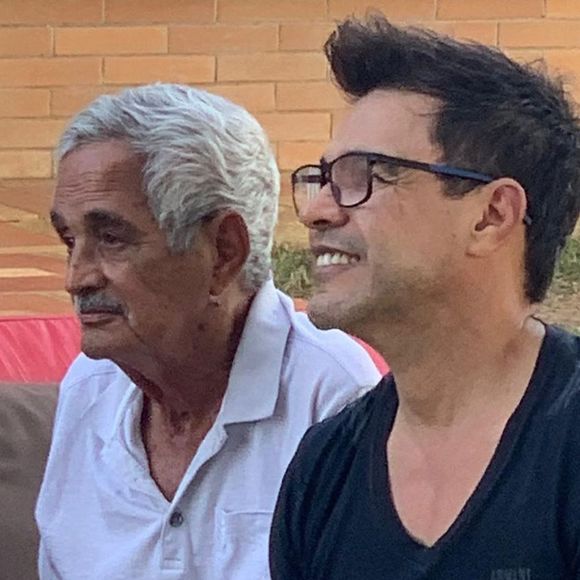 Internautas opinaram que Clara se parece com o avô, seu Francisco, pai de Zezé Di Camargo