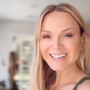 O treino 'rapidinho' de Eliana que ajuda apresentadora da Globo a manter o corpo definido aos 52 anos: 'Melhor que nada'