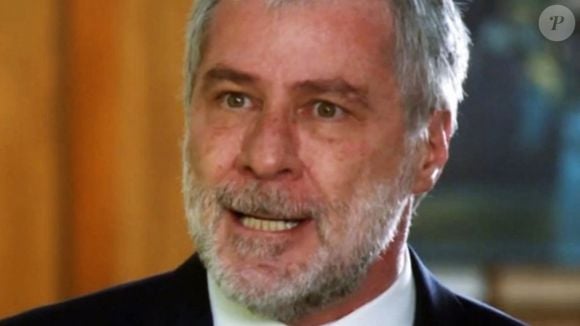 César (Leopoldo Pacheco) aparece vivo na novela Fuzue