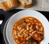 Nessa entrevista, ela também revelou seu prato favorito: a fabada asturiana. Para uma boa fabada asturiana tradicional, existem dois segredos: bons ingredientes e um pouco de paciência.