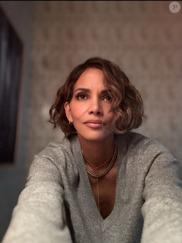 "Estou apenas mantendo a massa muscular que tenho, e isso é importante nesta idade", disse Halle Berry