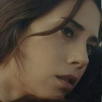 Em meio ao luto, Zeynep enfrenta dois golpes devastadores: lembrança dolorosa do passado e caixa misteriosa com objetos de Sinan; resumo do capítulo de sexta-feira (13/02) da novela 'Mãe'