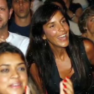 ‘Apesar de Preta Gil negar que esteja rolando um clima, Ivete Sangalo não acredita’, publicou a jornalista Fabíola Reipert em 2005