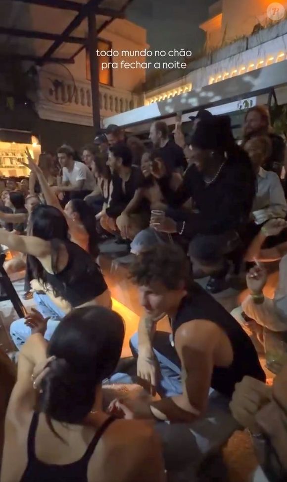 Bruna Marquezine e Shawn Mendes passaram boa parte do tempo juntos