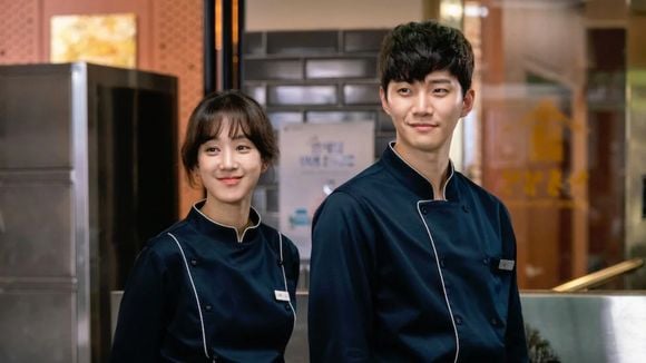 Doramas que eu assistiria se quisesse esquecer do mundo e dos meus problemas hoje: 7 opções leves e divertidas disponíveis na Netflix