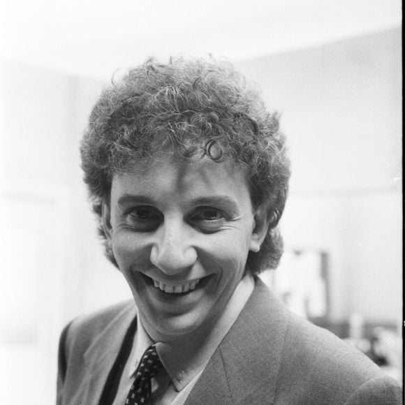 Marco Nanini foi atendente de hotel aos 13 anos de idade e começou cedo na carreira artística