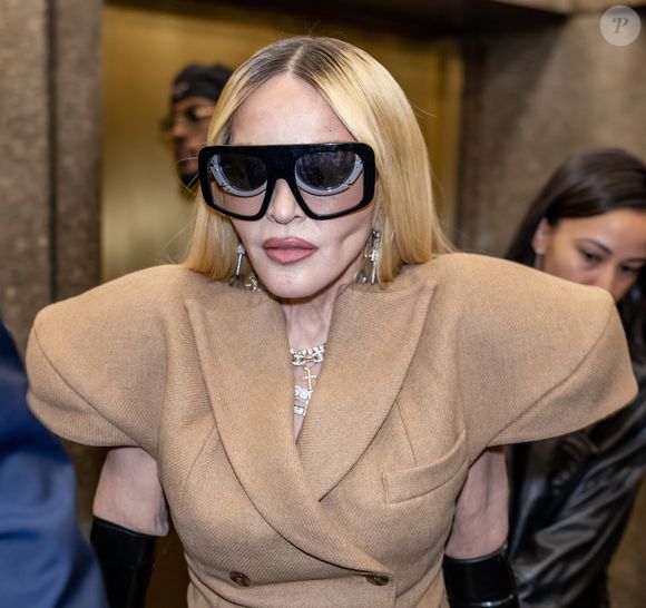 Madonna: ‘Você é o único de nós que não terá sua entrada negada. Precisamos que os portões para ajuda humanitária estejam abertos para salvar essas crianças inocentes’’