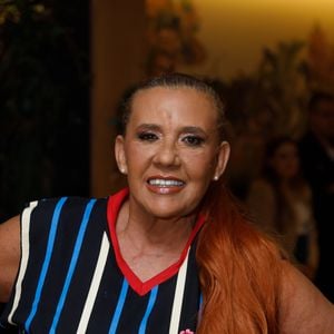 Rita Cadillac ao Purepeople: ‘Eu não desisto nunca da minha vida. A vida é de altos e baixos. A vida é uma roda gigante, a gente só tem que ter cabeça pra segurar a onda'