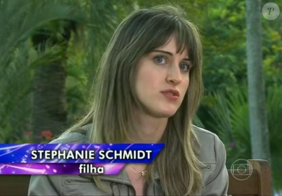 Diferente do irmão, Stephanie Schmidt prefere uma vida longe da fama e mantém perfis privados nas redes sociais, aparecendo raramente em público