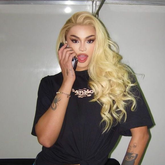 Fãs especulam motivos religiosos por trás da recusa de Joelma em fazer feat com Anitta e Pabllo