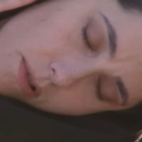 Resumo de 'A Viagem' (13 a 18 de outubro): Morte de Diná desespera Estela, sequestro aterroriza Paty e cirurgia do Mascarado movimenta a semana