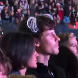 Shawn Mendes esteve ao lado de Bruna Marquezine no show da Xuxa
