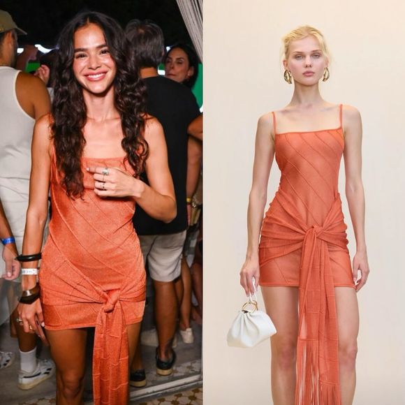 Segundo o @bmarquezinecloset, a atriz apostou em um vestido laranja de tricô Ethan, da marca Cult Gaia, avaliado em R$ 3.346